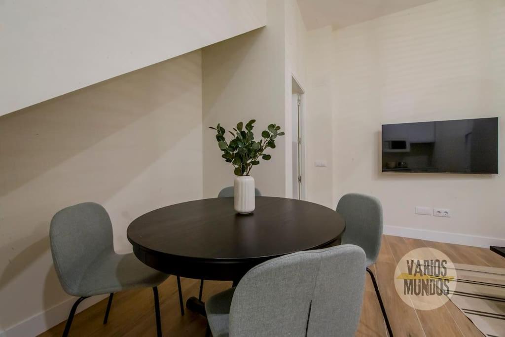 Cozy Y Centrico Apt Para 6Pax En Plaza Del Carmen E2 Madrid Esterno foto