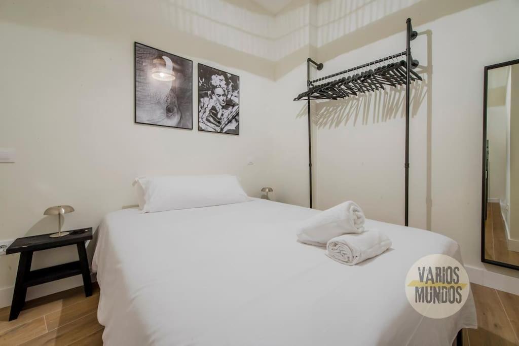Cozy Y Centrico Apt Para 6Pax En Plaza Del Carmen E2 Madrid Esterno foto